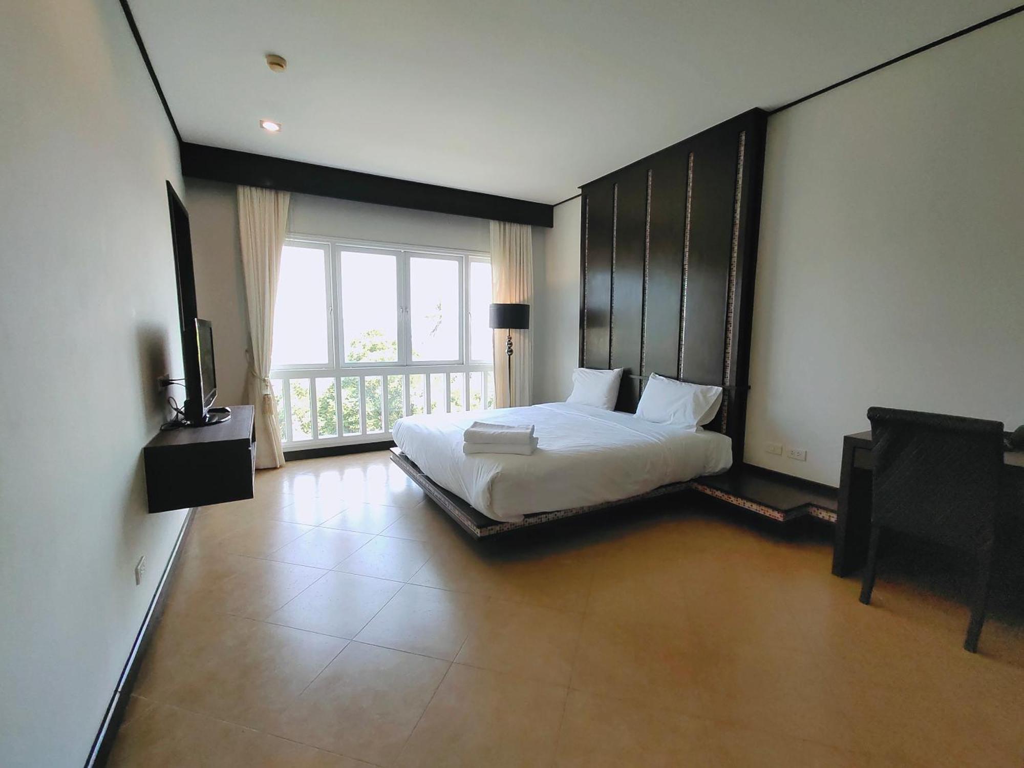 Ratana Hotel Chalong Rawai Kültér fotó
