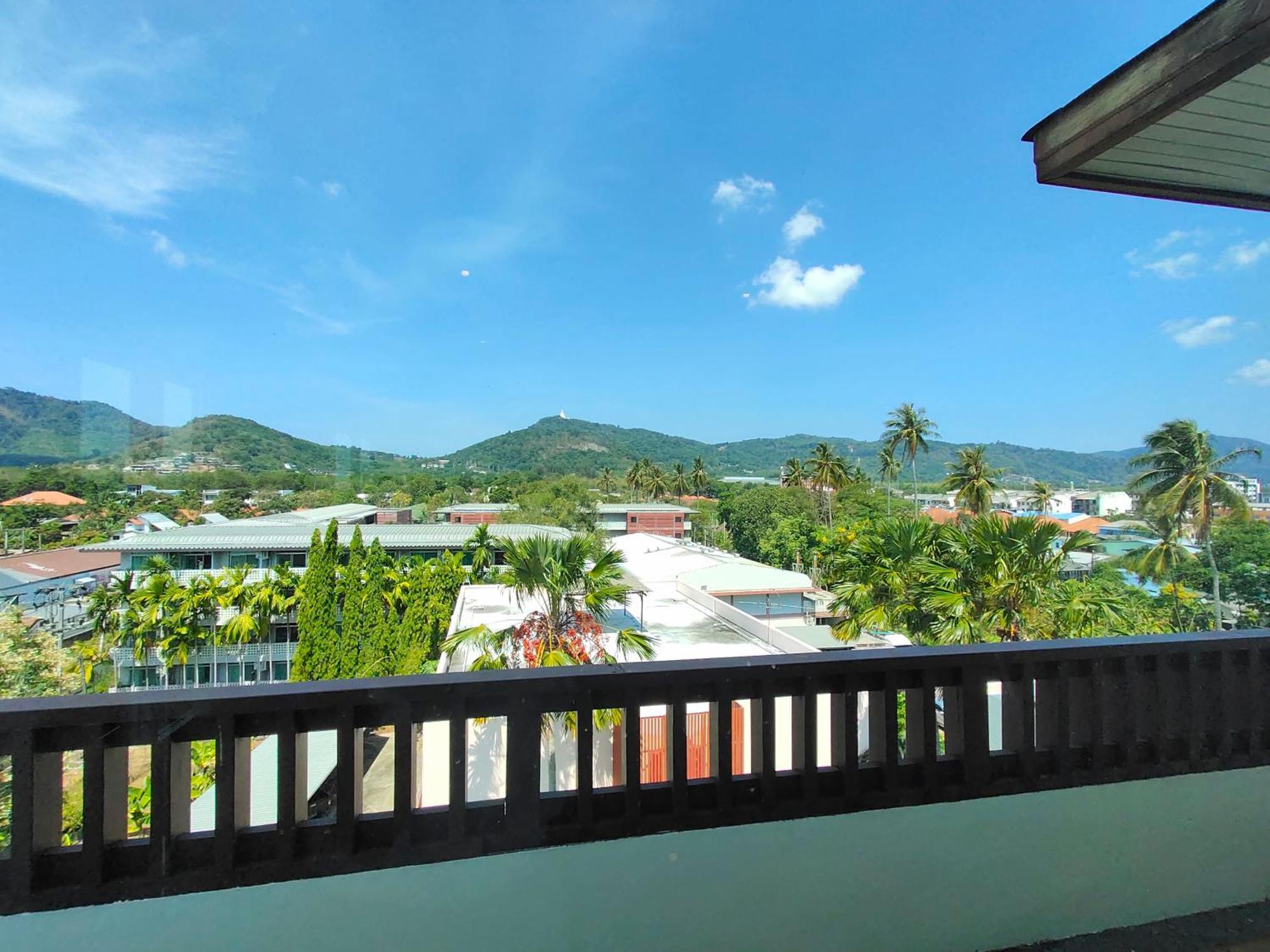 Ratana Hotel Chalong Rawai Kültér fotó