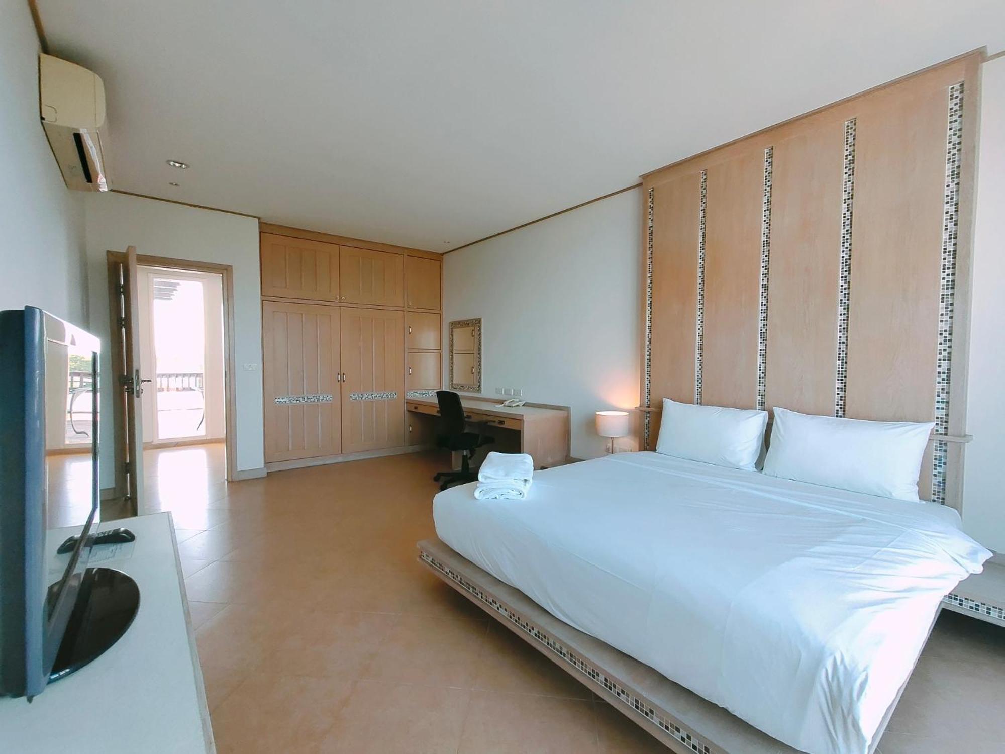 Ratana Hotel Chalong Rawai Kültér fotó